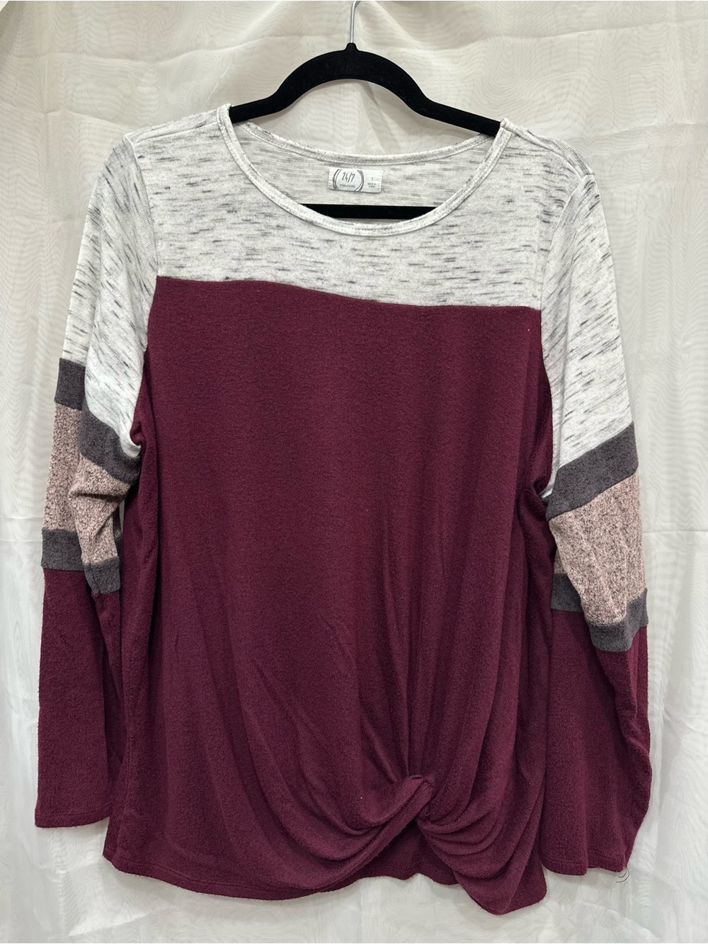 Women's Maroon Colorblock Long Sleeve Twist Hem Top | 24/7 Maurice’s Brand
